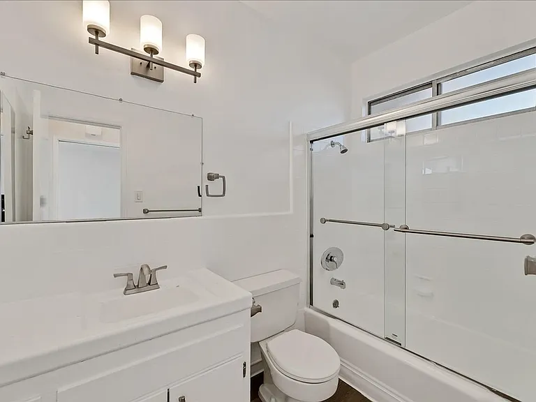 1831 Federal Ave #17 — Photo 6