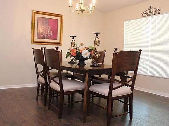 3rd image of 937 Burland Cir