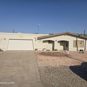 225 Coral Dr, Lake Havasu City, AZ, 86403