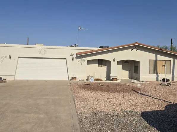 225 Coral Dr, Lake Havasu City, AZ 86403