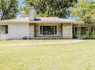 6 Southern Dr, Belleville, IL