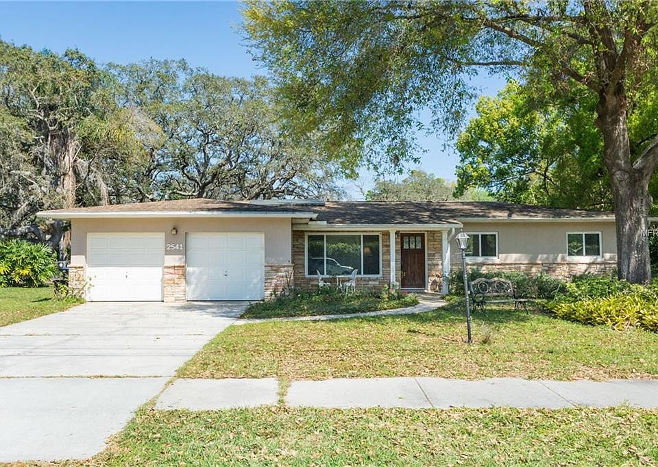 1st image of 2541 Lake Ellen Dr