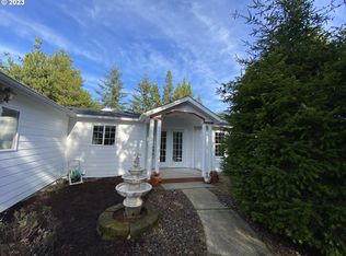 429 Sherwood Loop, Florence, OR 97439