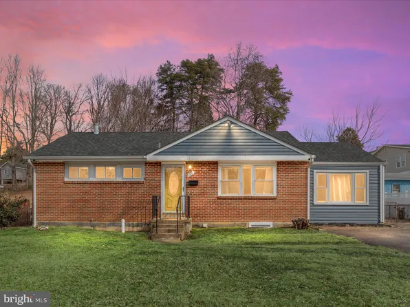 4002 Ronson Dr, Alexandria, VA 22310
