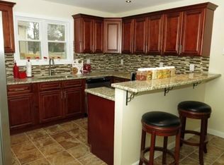 170 Granby Rd, South Hadley, MA 01075