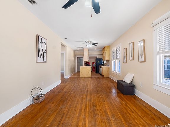 5th image of 428 W LULLWOOD AVE