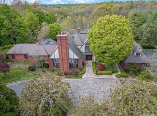 5 High Ridge Ln, Oyster Bay, NY 11771