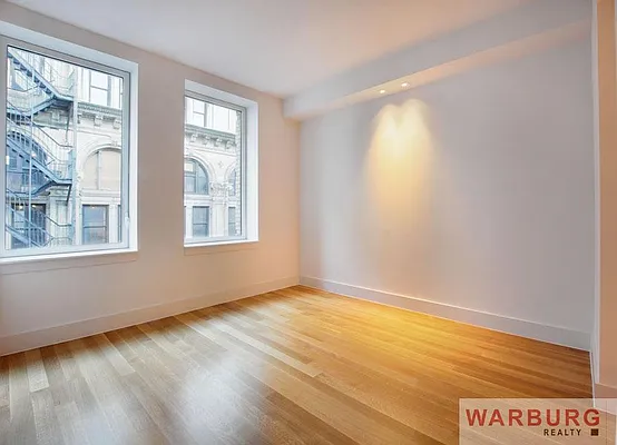 Rented by Warburg | media 21