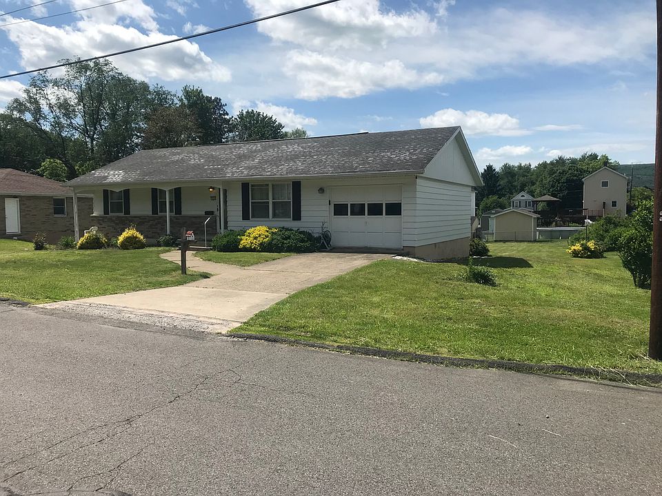 1st image of 534 1st Ave