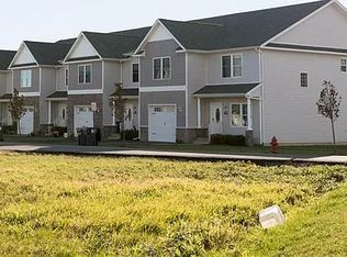 62 Chestnut Ridge Rd, Bloomingburg, NY 12721