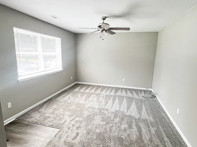 6021 Camellia Dr #A — Photo 2