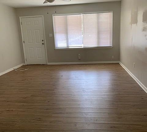 2nd image of 3341 Fashion Drive