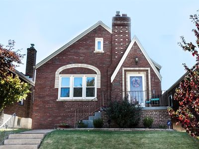 5454 Walsh St, Saint Louis, MO, 63109