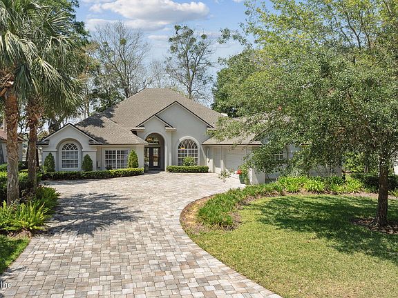 2nd image of 1544 HARRINGTON PARK Drive