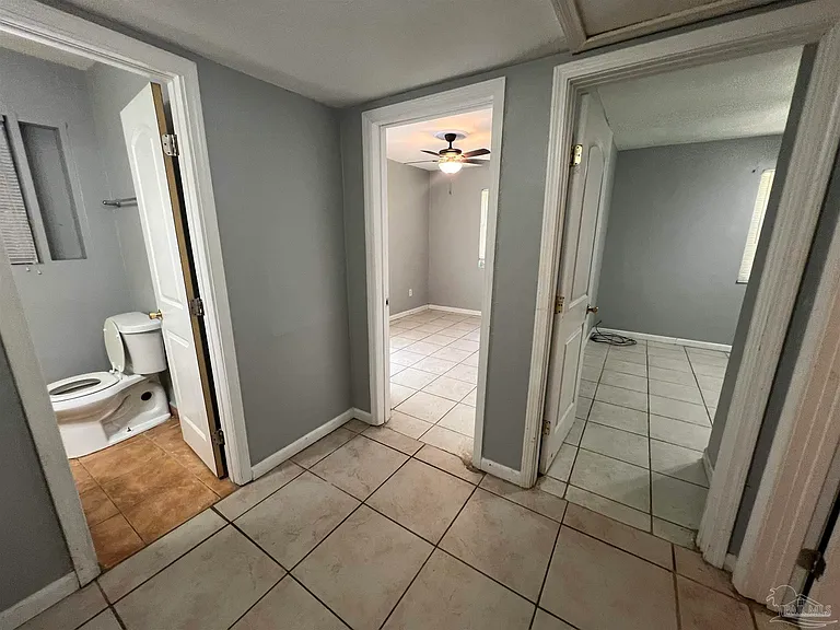 203 Edison Dr — Photo 16