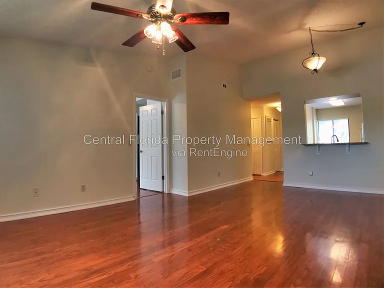 2404 Gallery View Dr — Photo 12