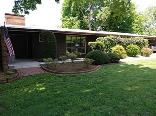 205 Littlebrook Cir, Rockford, TN 37853