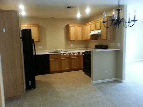 4th image of 2032 Betty Davis St