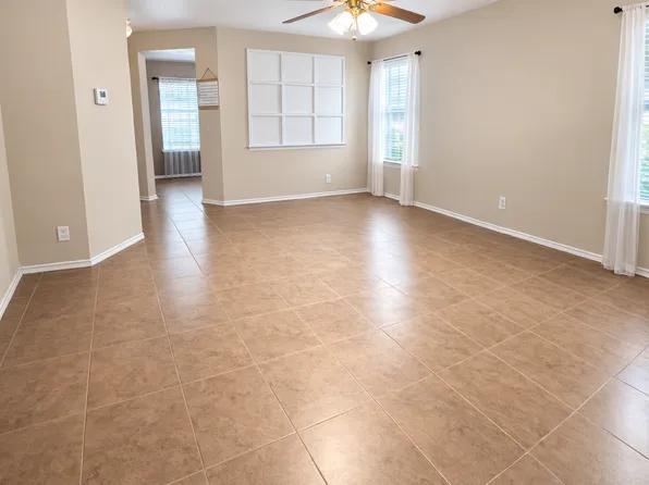 318 Amberdale Oak, San Antonio, TX 78249