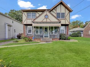 102 Delia Ter, Clark, NJ 07066