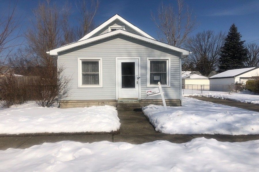 1st image of 1416 Merrill Ave