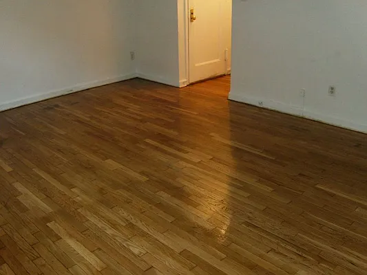 Rented by Sky Management | media 17