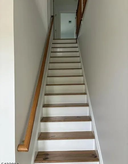 47 Taft Ln — Photo 8
