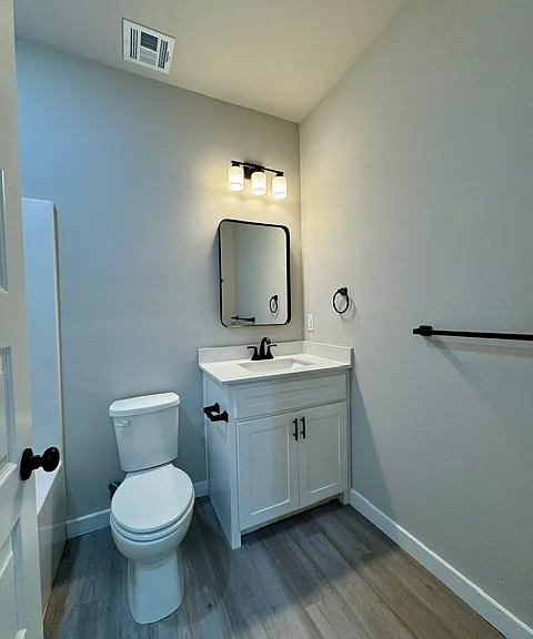 1904 Azlin Pl #B — Photo 19
