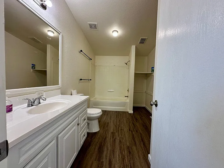 14124 Marsha Way — Photo 20