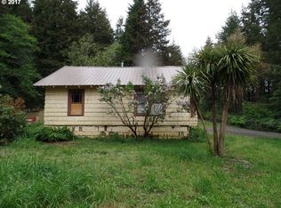 92855 Blackberry Ln, Port Orford, OR 97465