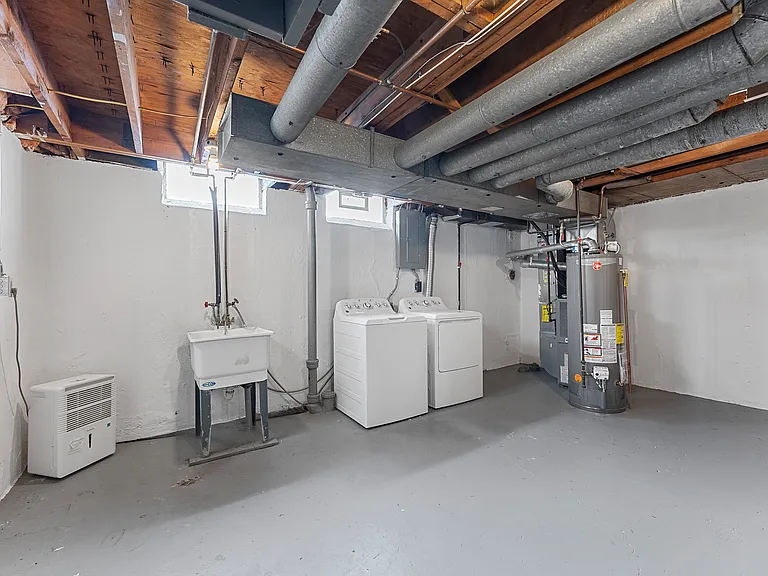 2629 West Rd — Photo 8