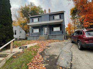 1712 State Ave #1, Coraopolis, PA 15108