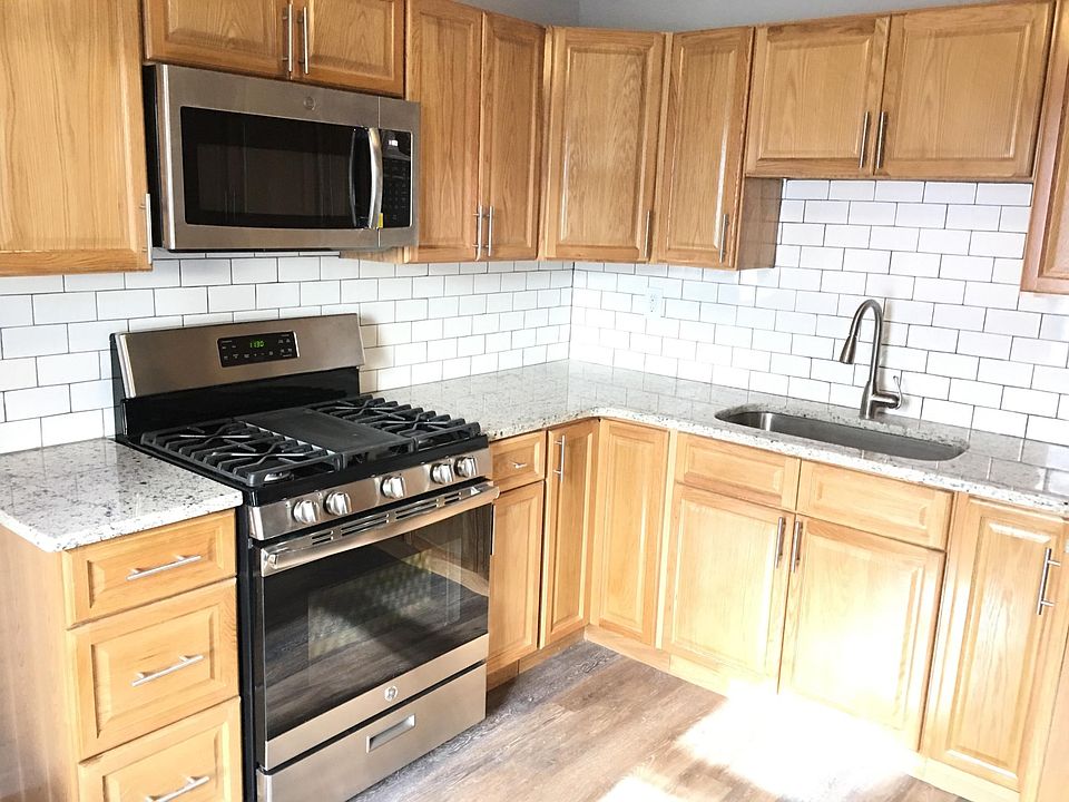 1st image of 52 Lawlor St #1B