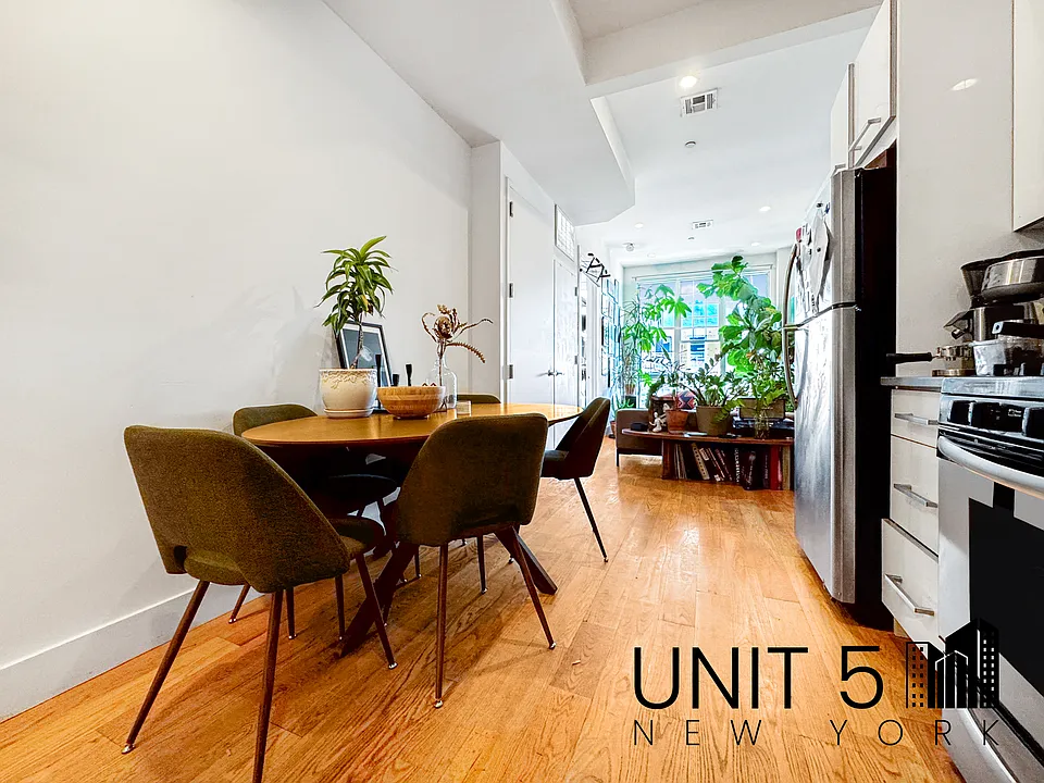 240 S 3rd St #2A