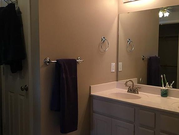 2nd image of 3122 Pleasant Grove Dr