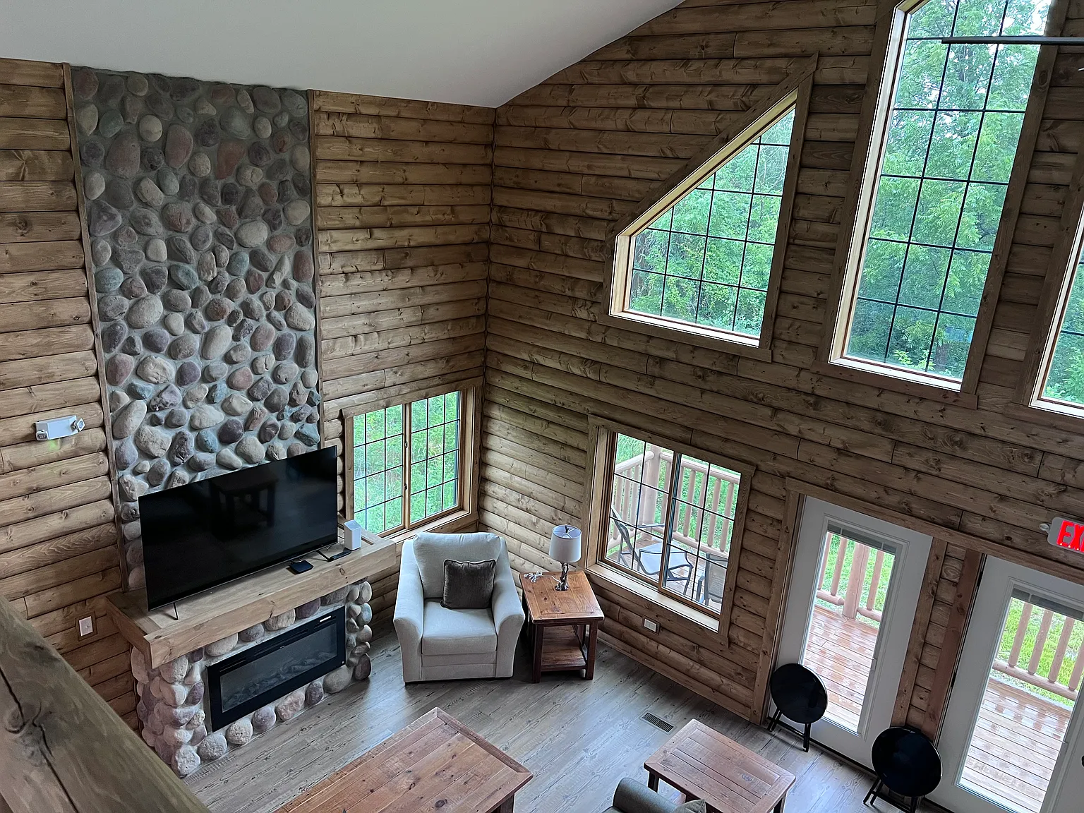 3 bed, 2800 sqft, $4,800 — Photo 1