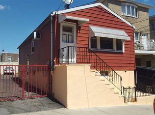 330 71st St, Guttenberg, NJ 07093