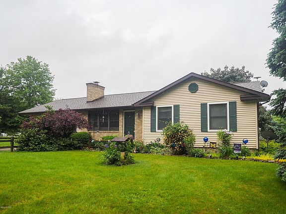 17310 G Drive North-102