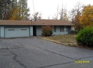 1999 Hamilton Ln, Grants Pass, OR