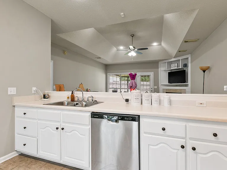 4500 Heatherbrook Blvd — Photo 17
