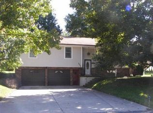 3525 S 29th St, Saint Joseph, MO 64503