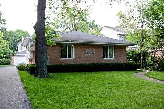 1295 Asbury Ave photo 1