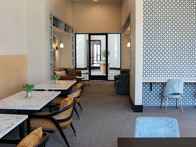 Silo Creek Apartments — Photo 20