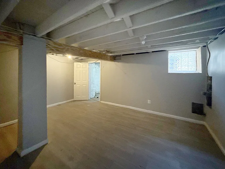 4903 Queensberry Ave — Photo 15