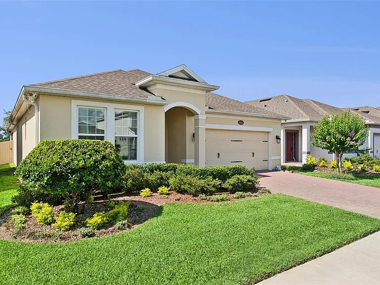 2615 Pinyonpine Ln — Photo 2