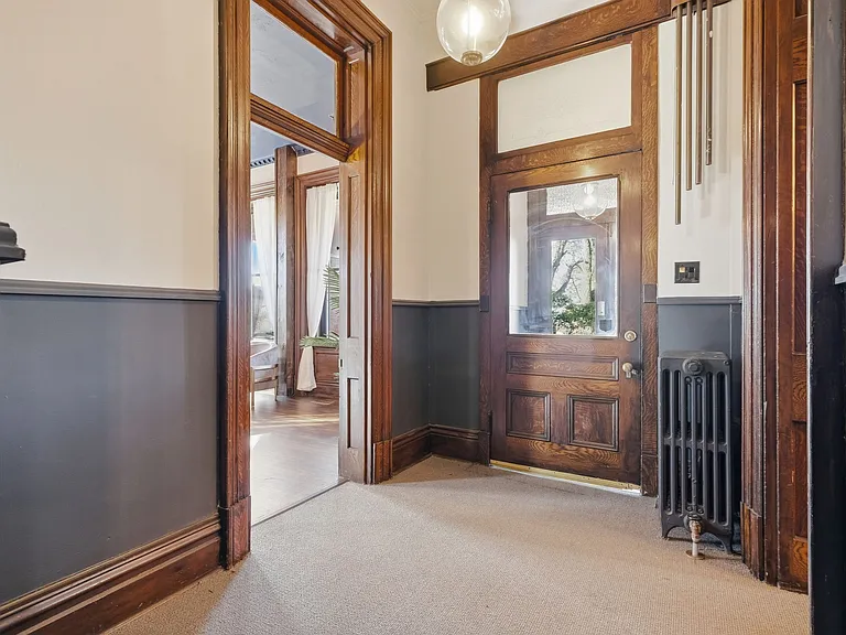440 Ormsby Ave #A — Photo 16