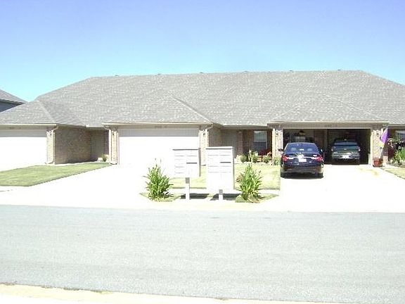 5th image of 4202 Chapelstone Ave #2