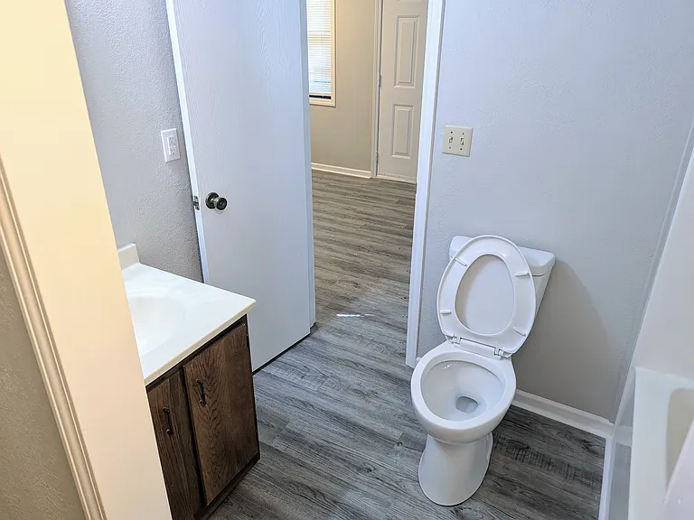 224 SE 121st Rd #3 — Photo 6
