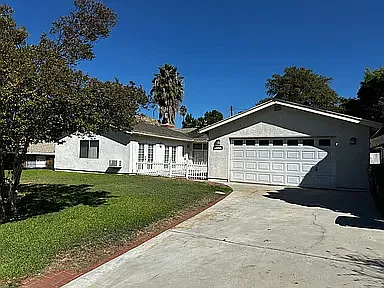 2979 Berkeley Rd — Photo 3
