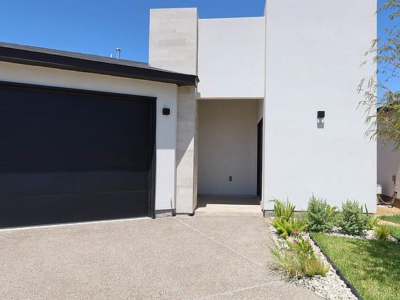 3rd image of 1108 Hebilla Ct